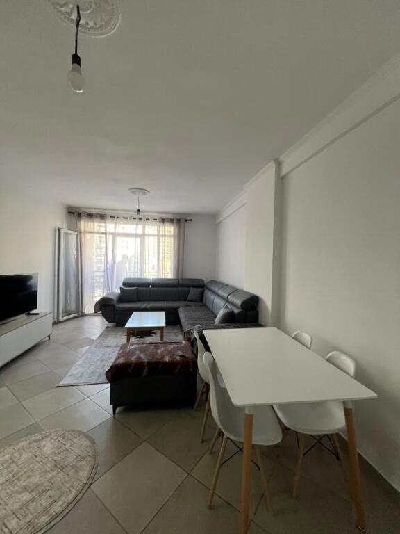 Qera, Apartament 2+1+2, Ish-Fusha e Aviacionit, Tirane