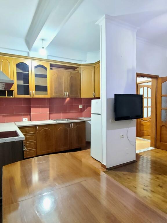 Jepet me qera apartament 1+1, Jordan Misja  350€