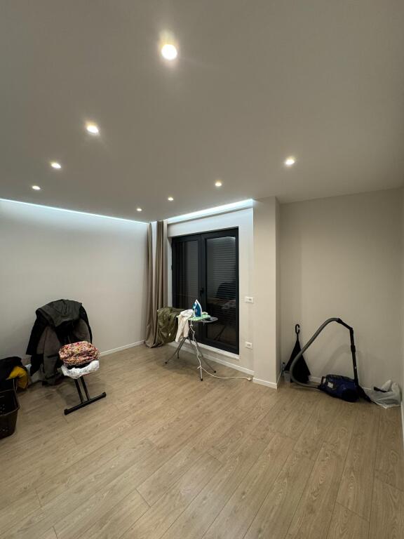 Shitet apartament 2+1+2 me post parkimi (me çmim ekstra) – Fillimi i Kodres se Diellit 1