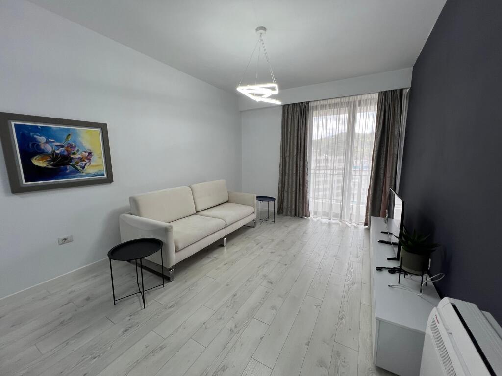 Apartament me pamje deti Per Qera Ne Vlore