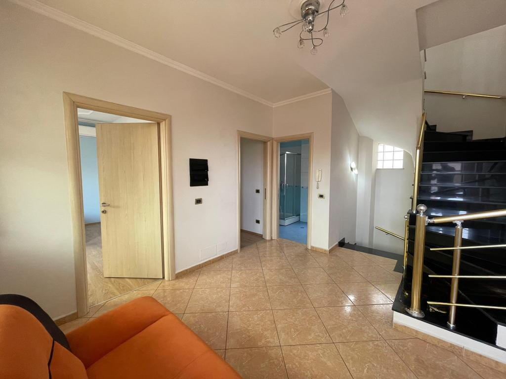 Vile Me Qera 3 Kateshe tek Kodra e Priftit (ID BV22511) Tirane