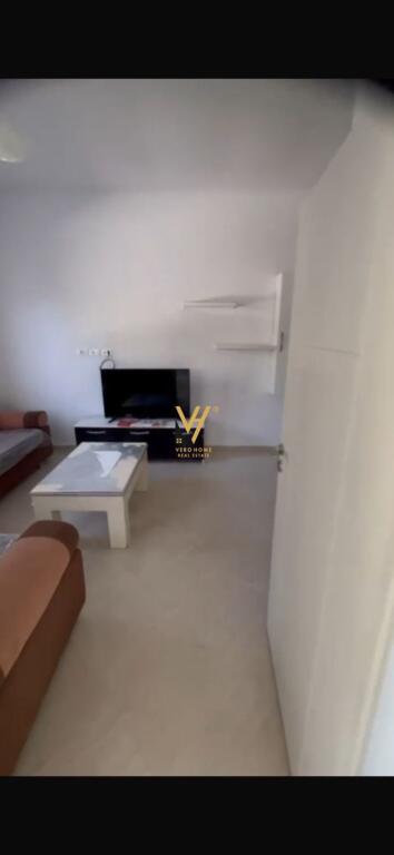 SHITET VILE NE ALLIAS, RRUGA SULE GJASHTA 160.000 EURO