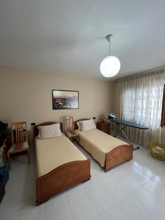 Villa in vendita vicino alla stazione ferroviaria