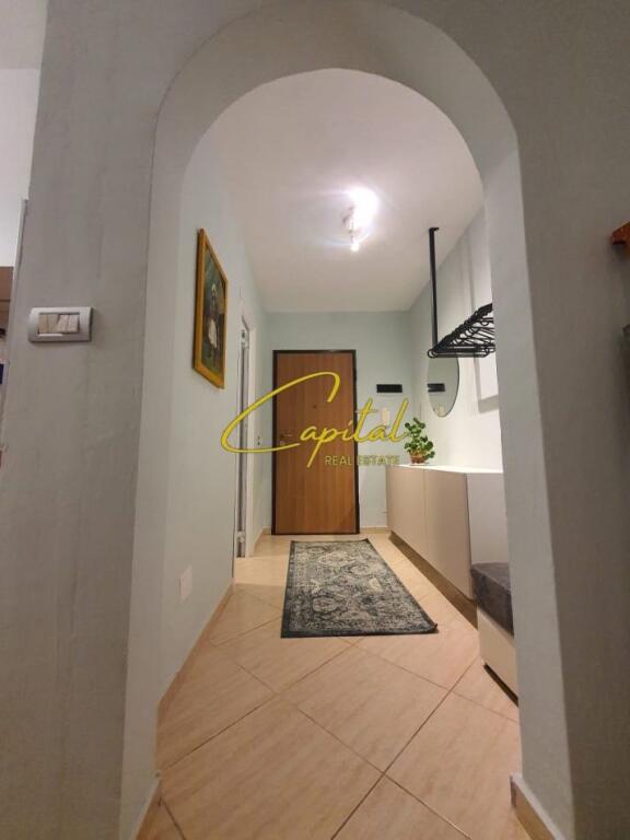 APARTAMENT ME QERA 1+1 ISH TREGU ELEKTRIK 600 EURO