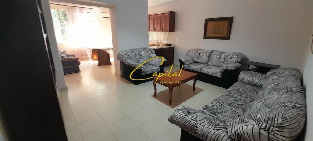 APARTAMENT ME QERA 2+1 XHAMLLIKU 50.000 LEKE