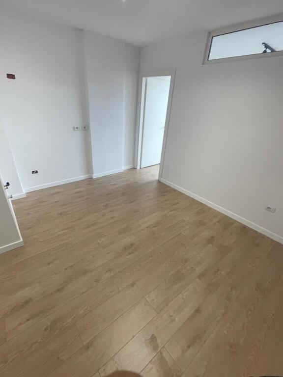 APARTMENT for sale near Barjam Curri School, Durres Beach