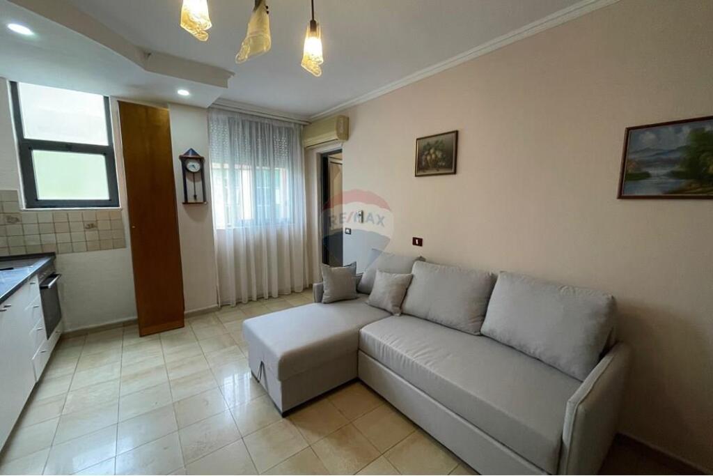 Appartamento 1+1 In Affitto - Scuola di Balletto, Tirana