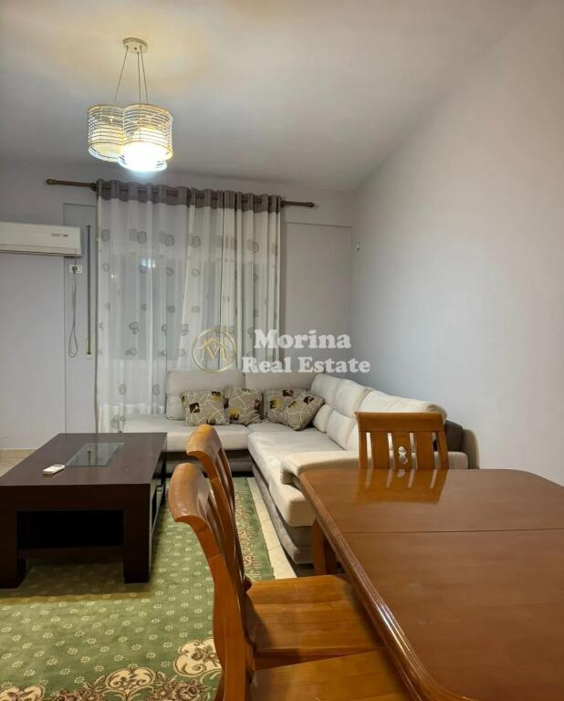 Qera, Apartament 2+1, te Komuna e Parisit, 700 Euro