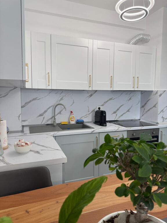 Appartamento 2+1 in vendita, Univers City, 400 euro