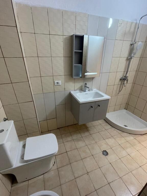 APARTMENT for sale near Barjam Curri School, Durres Beach
