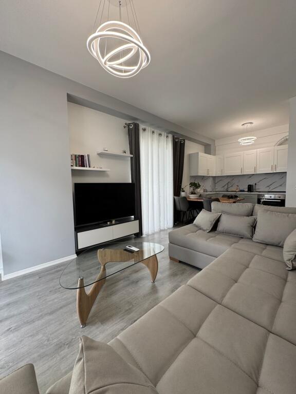 Appartamento 2+1 in vendita, Univers City, 400 euro