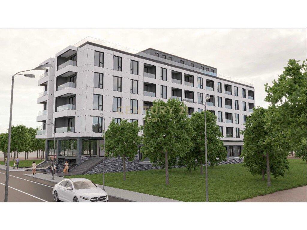 SHESIM APARTAMENT KATI 0 ME VERANDE 70metra NGA DETI NE GOLEM TEK HOTEL GRINT !