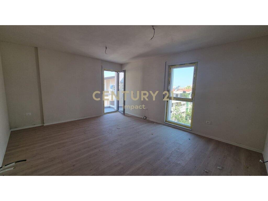 Apartament 1+1 Me Qira në Xhamlliku - 400€!