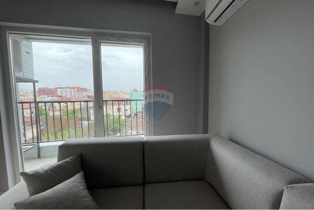 Apartament 2+1 +2 me qira tek Siri Kodra