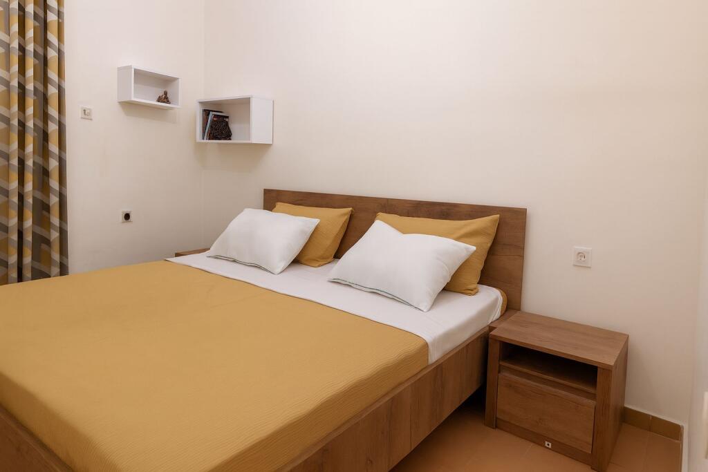 Apartament me qera 2+1