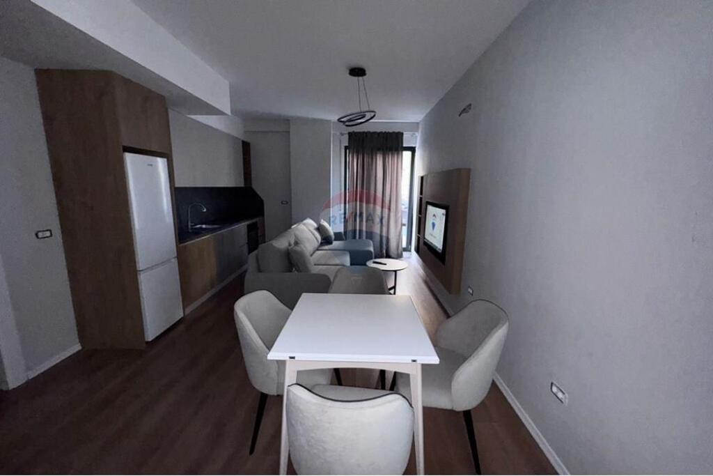 JEPET ME QIRA APARTAMENT 1+1 TE KODRA E DIELLIT !