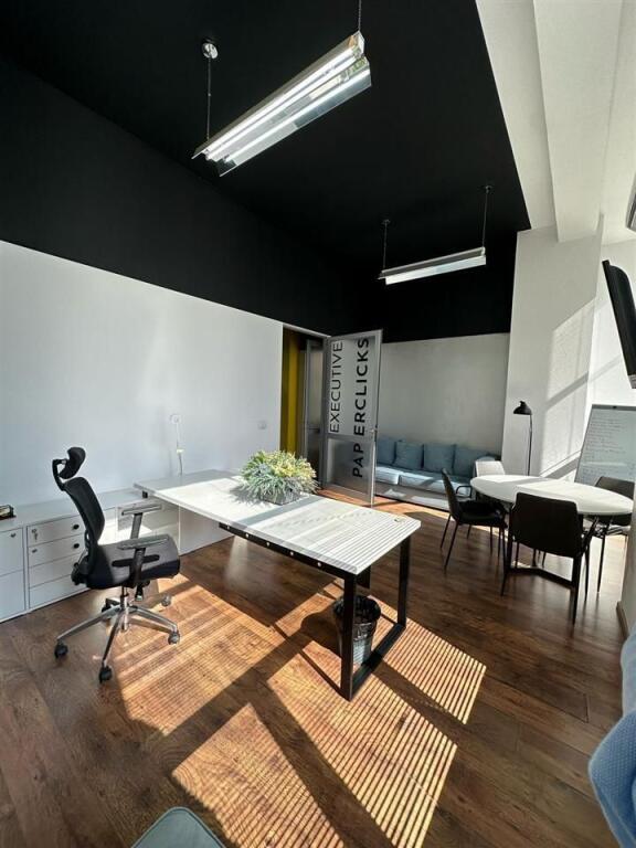 OFFICE FOR RENT 180 M2 BLLOK 4000 EURO
