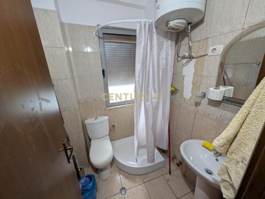 Jepet me qira apartament 1+1 tek Ish Ekspozita