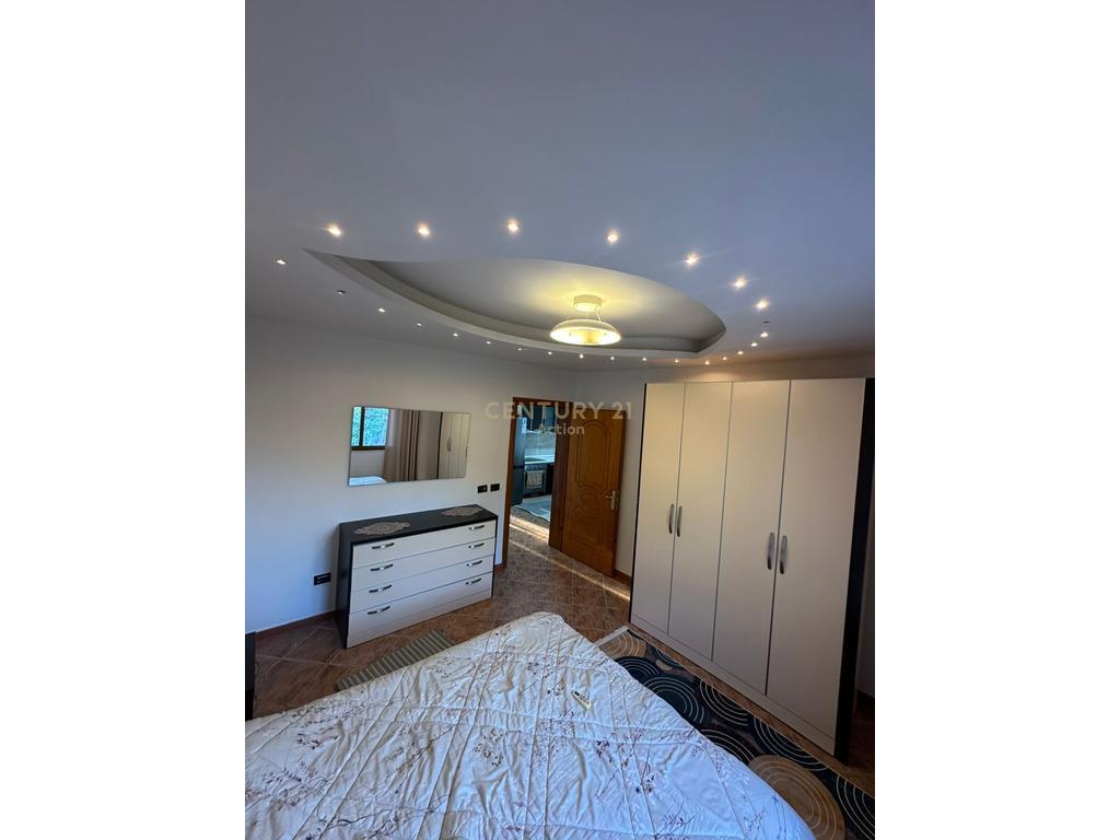 Casa privata in affitto, Kombinat!