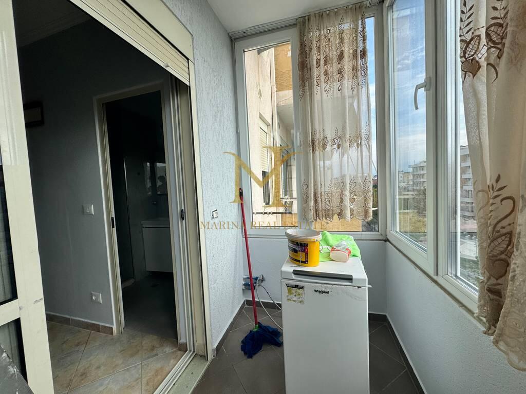 Shitet Apartament 3+1+2, Durres, zona Rrota e Kuqe – Pamje nga Deti!!