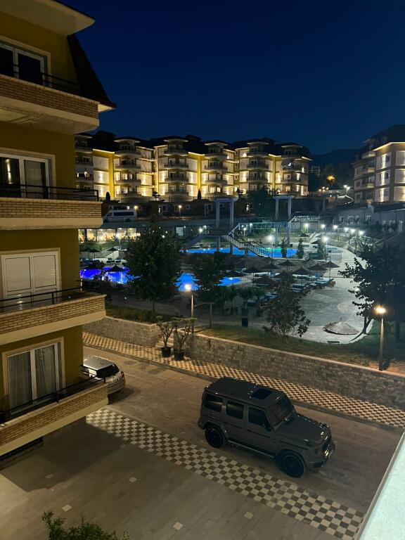 apartament luksoz me qira tek Rezidenca Lakeland