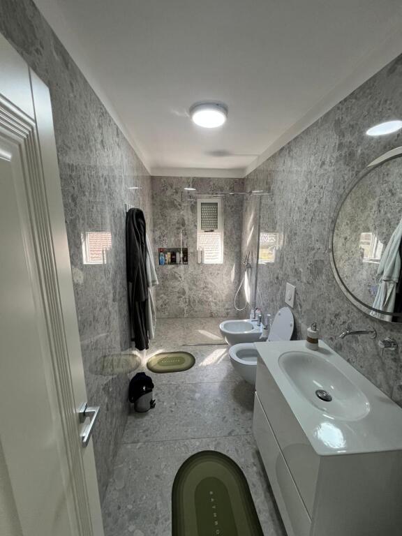 Villa in vendita vicino alla stazione ferroviaria