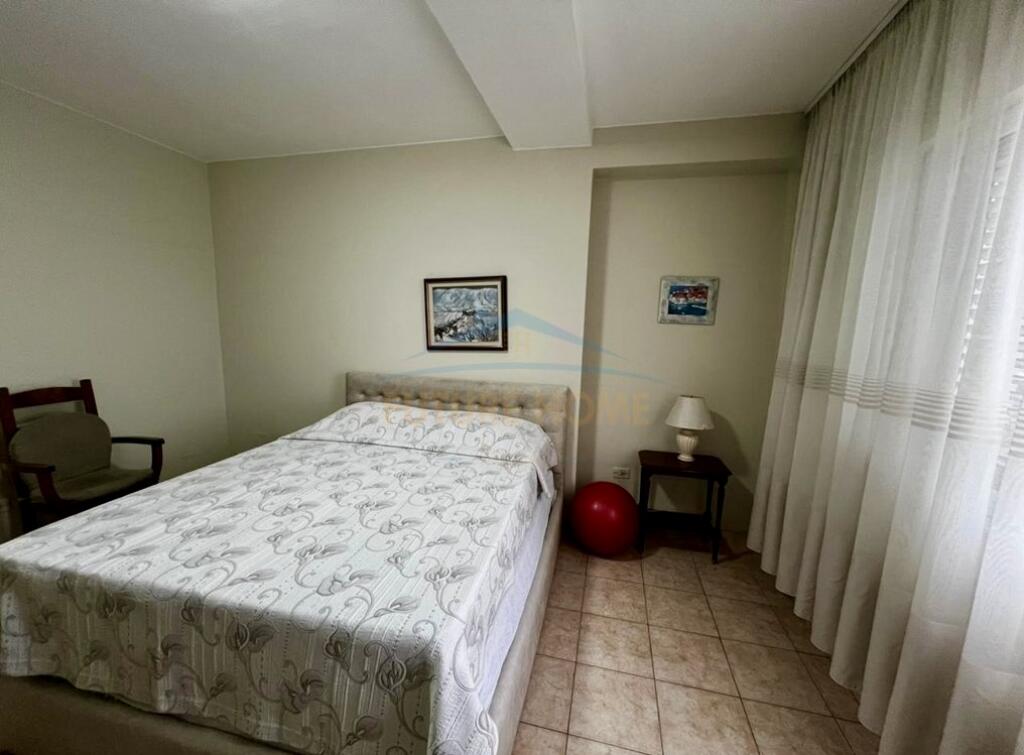 Qira, Apartament 2+1, Sheshi Wilson, Tiranë