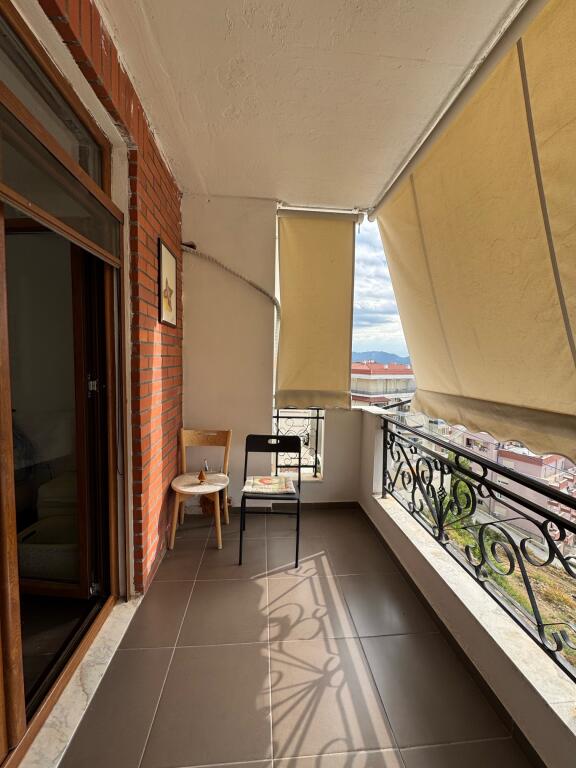 APARTAMENT 2+1 ME QERA NE FRESK TEK MURAGA