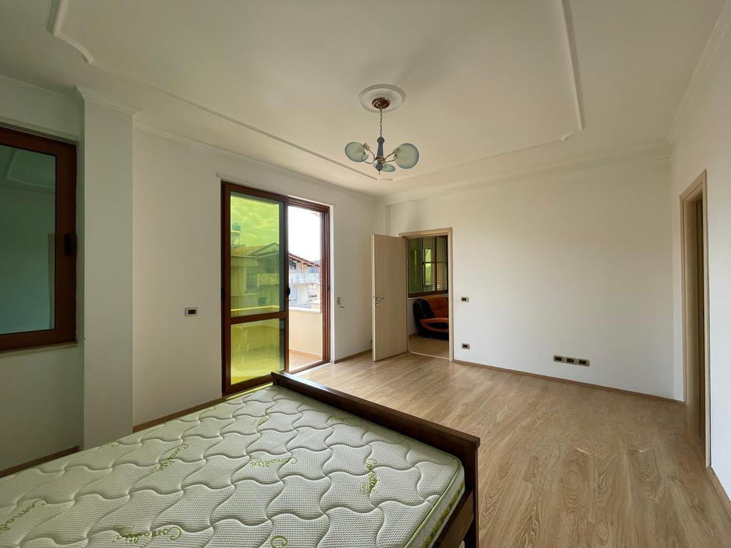 Vile Me Qera 3 Kateshe tek Kodra e Priftit (ID BV22511) Tirane