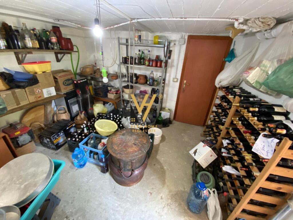 JEPET VILE DY KATESHE NE MARIKAJ, VORE 1.000 EURO