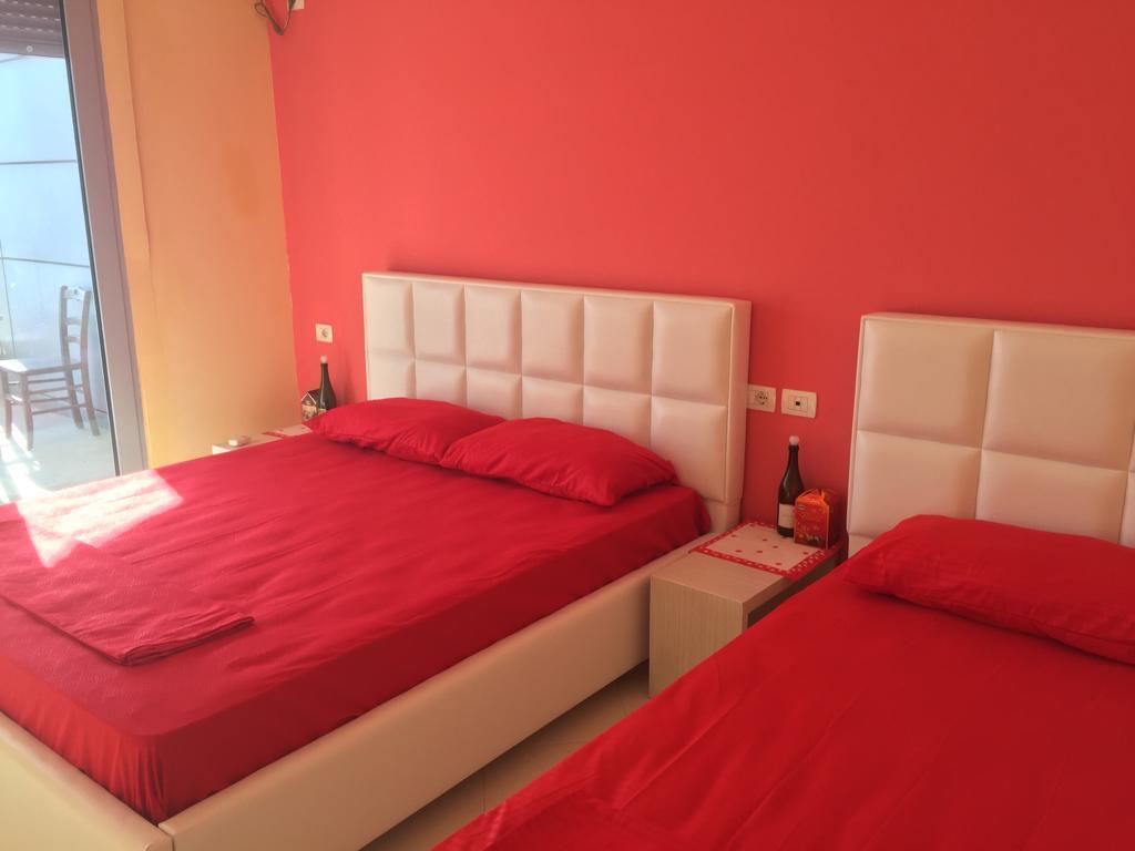 Jepet Apartament Me Qera , Ne Vlore