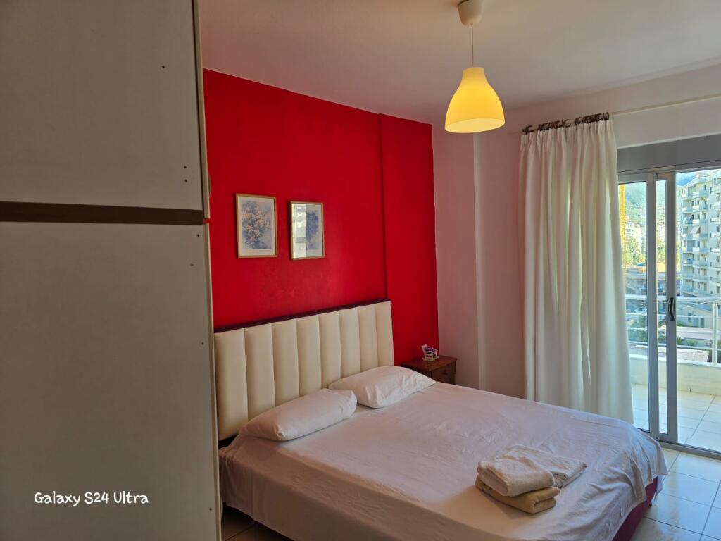 Jepet Apartament Me Qera , Ne Vlore