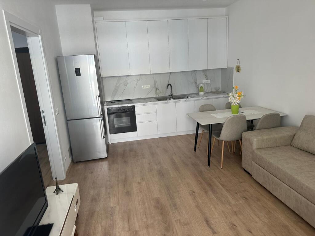 Apartment 2+1+2T Univers City for rent!
