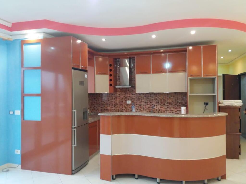 Jepet Apartament Me Qera , Ne Vlore