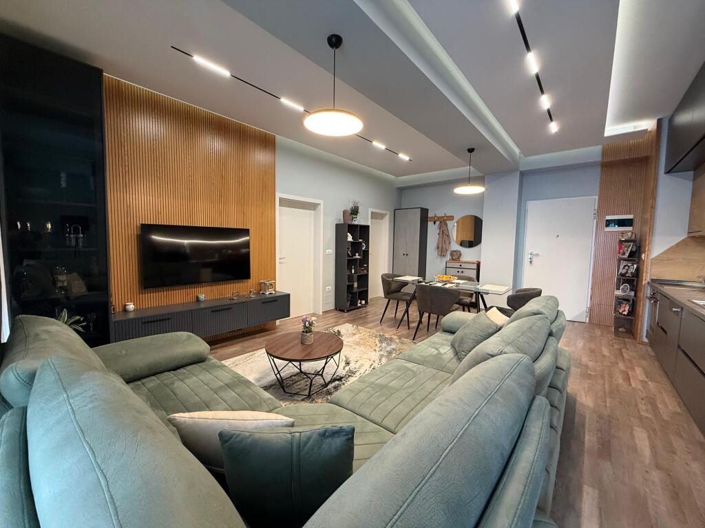 Shitet Apartament 1+1 tek Magalem 21, Ali Demi !!