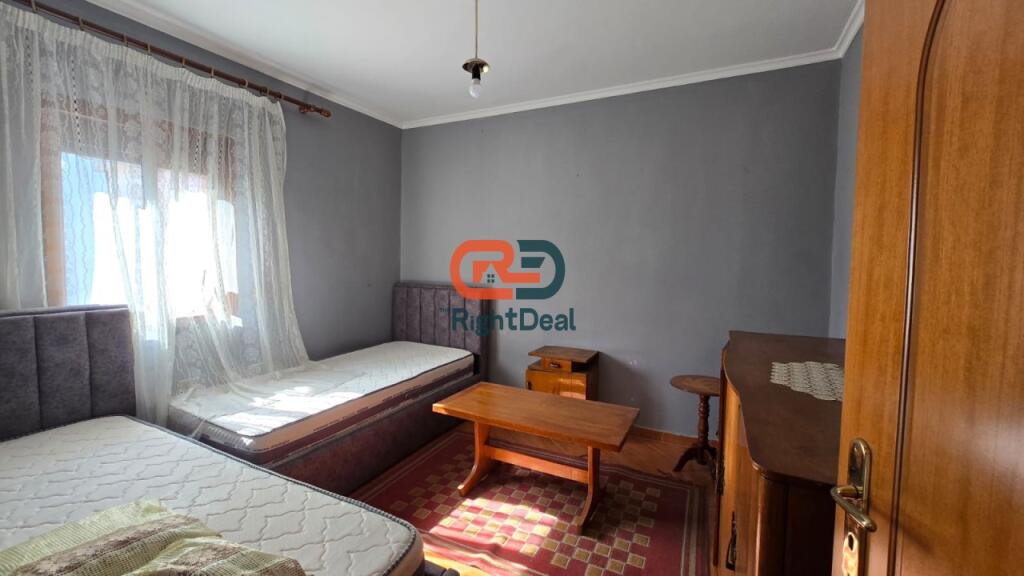 Perballe Delijorgjit, Jepet Me Qira Apartament 2+1, Totalisht I Mobiluar!