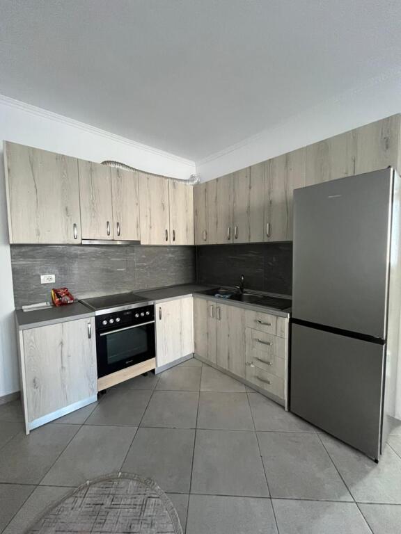 Qera, Apartament 2+1+2, Ish-Fusha e Aviacionit, Tirane