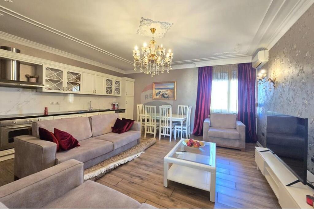 2+1 Apartment for sale in Bllok !