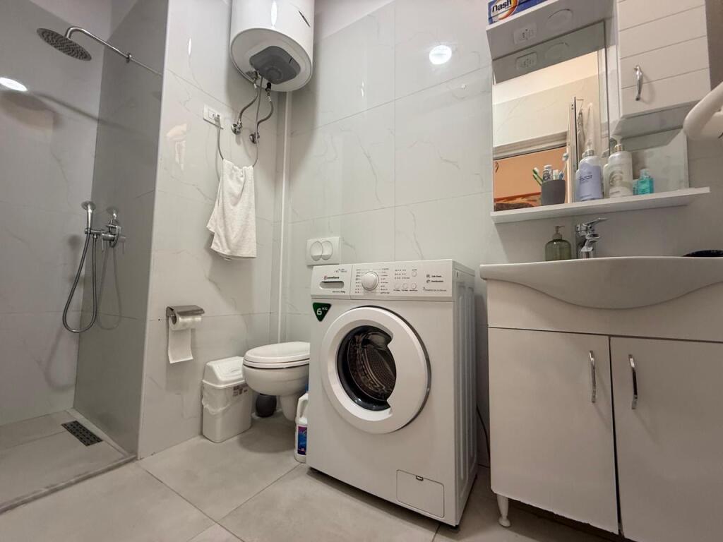 Apartament 1+1, Garda e Republikes!
