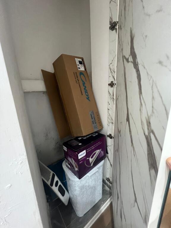 Zyre per qira tek Kristal Center