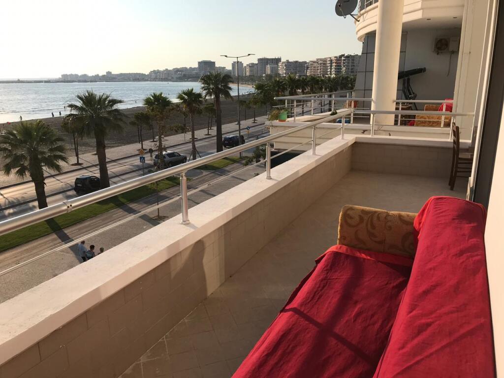 Jepet Apartament Me Qera , Ne Vlore