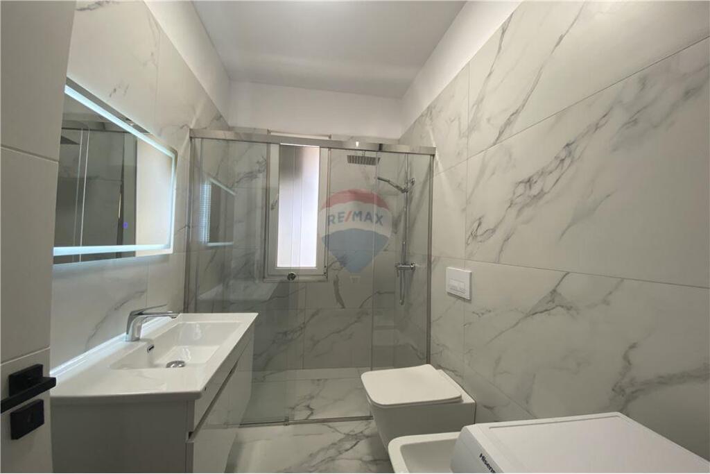 Shitet apartament 3+1+2 tek Rezidenca"EURO 3D".