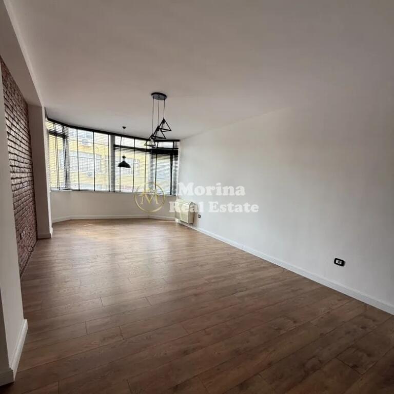 Qera, Apartament 2+1+Blk, Komuna Parisit, 850 euro/muaj
