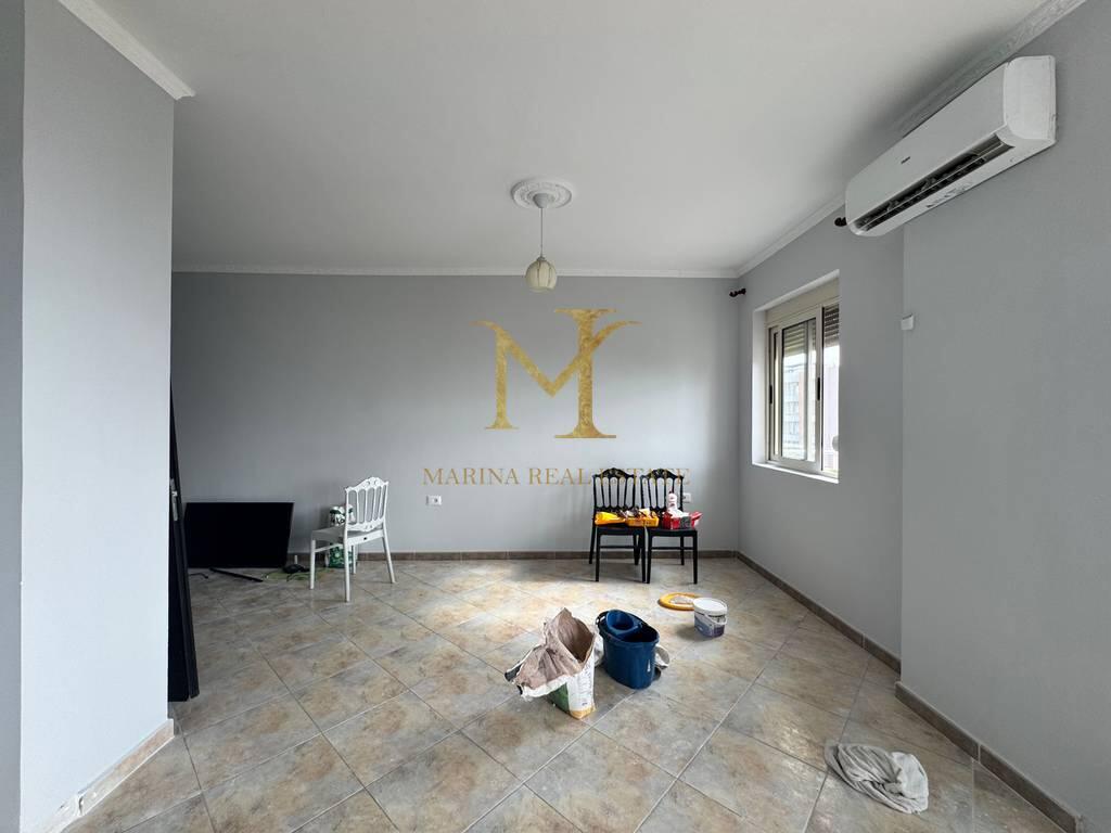 Shitet Apartament 3+1+2, Durres, zona Rrota e Kuqe – Pamje nga Deti!!