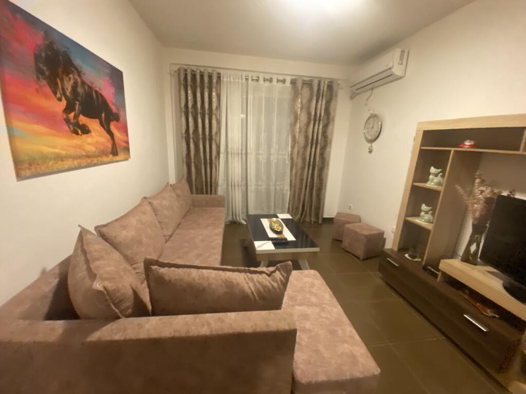 2+1,furnished peti street dry lake,price 600 euro