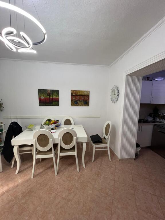 Villa in vendita vicino alla stazione ferroviaria