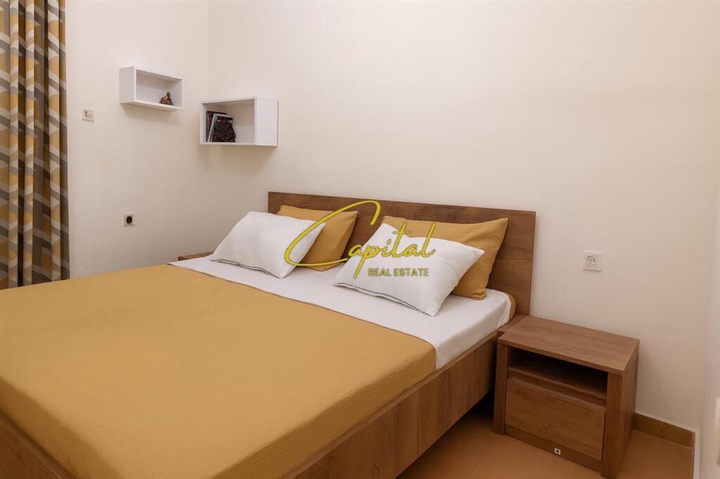 APARTAMENT ME QERA 2+1 QENDER 600 EURO