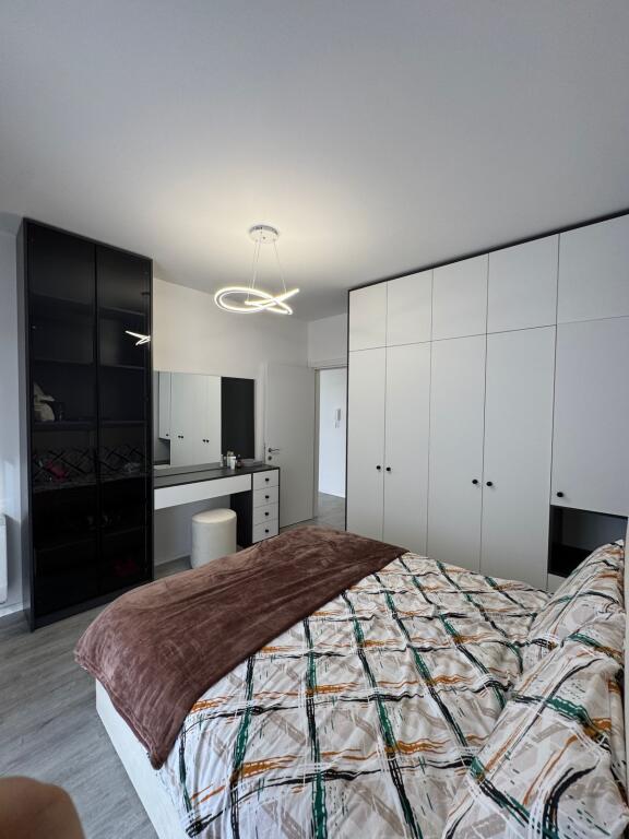 Appartamento 2+1 in vendita, Univers City, 400 euro