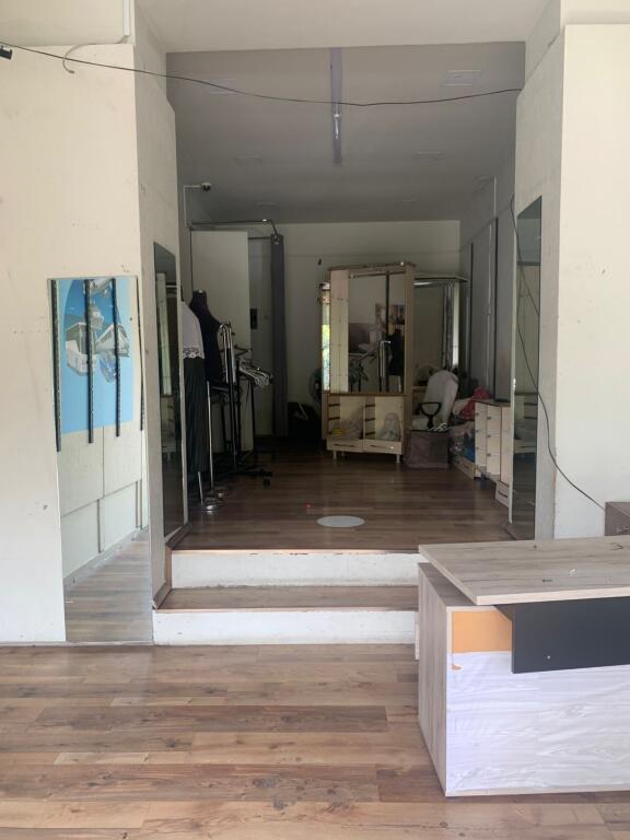 Premises for rent by the road Rr.Elbasanit !