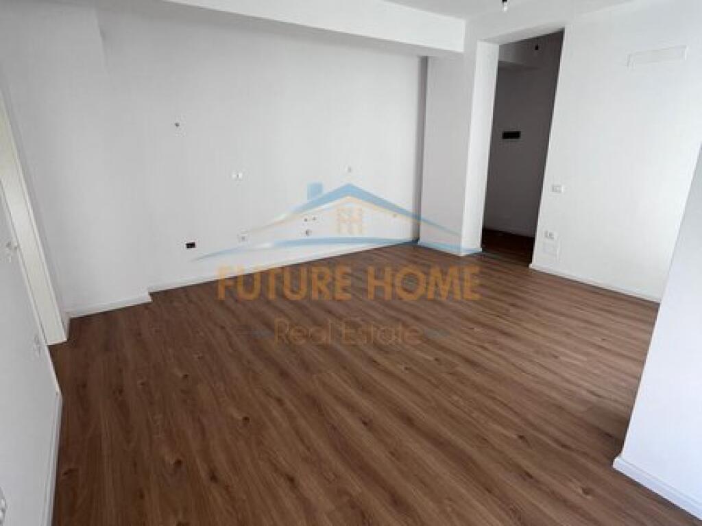 In vendita, Appartamento 1+1, Ali Demi, Tirana.
